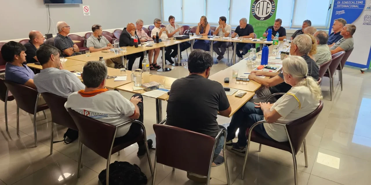 Reforma laboral: estatales realizarán un paro nacional, al que pretenden sumar a gremios «combativos»