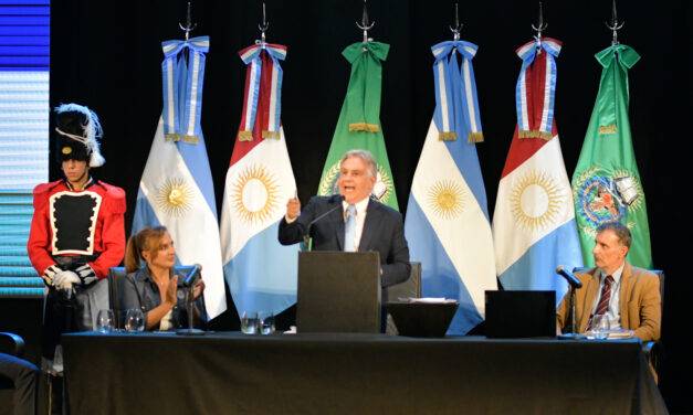 Lanzarán un plan para entregar 5 mil nuevas viviendas y 10.000 lotes