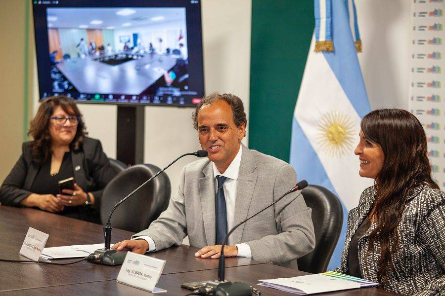 Llamosas, nuevo presidente de la Comisión de Seguridad