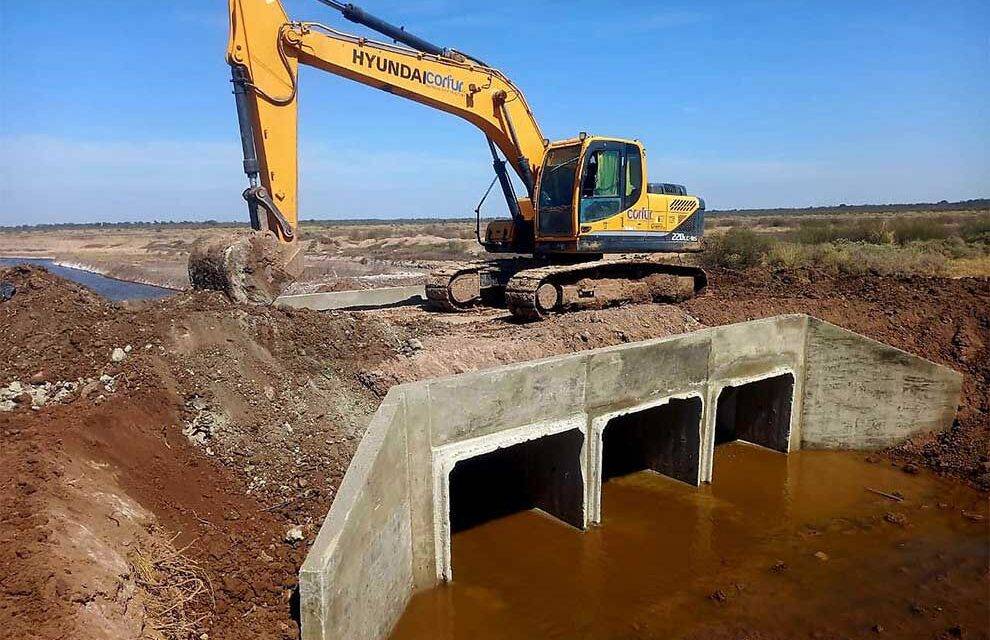 Ejecutarán obras hídricas en el interior por $10.174 millones en 2026