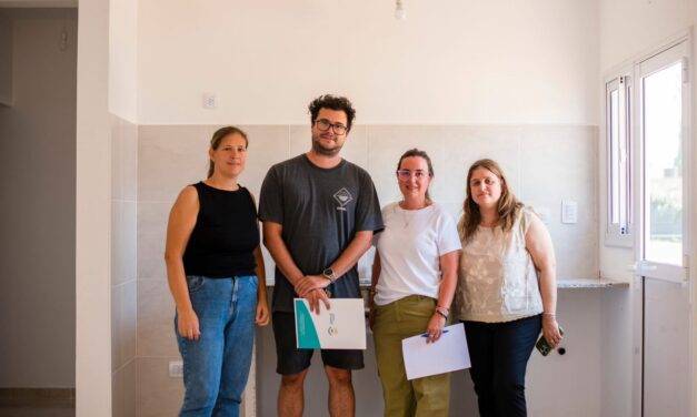 Vicuña Mackenna concretó la primera entrega de viviendas del año a través del PROMAVI