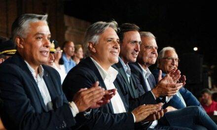 Llaryora anunció que la Universidad provincial llegará a Huinca Renancó y a Villa Huidobro