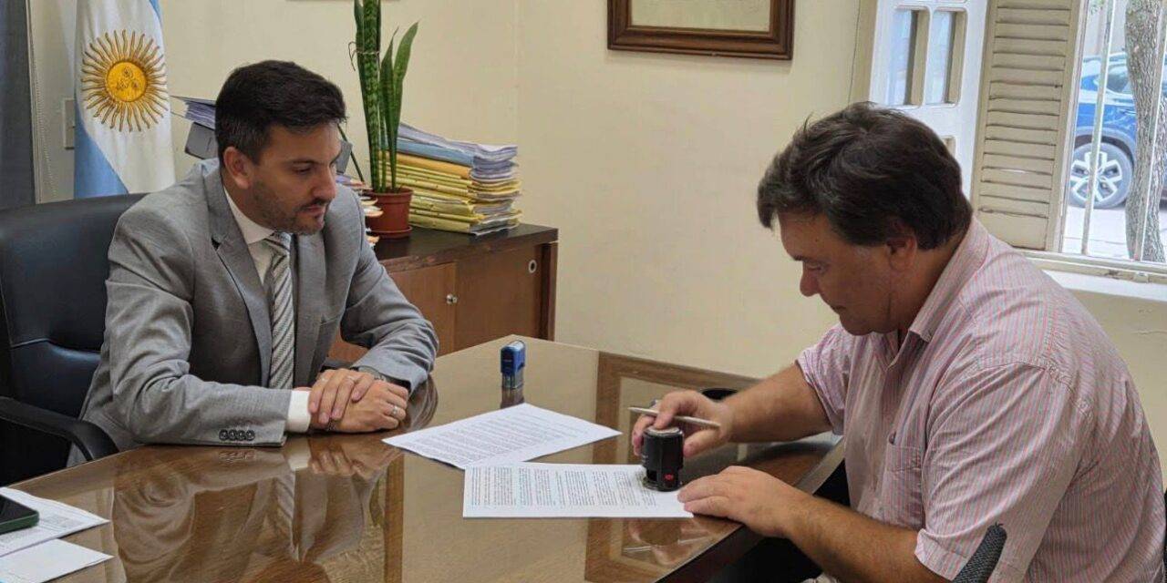 Adelia María firmó un convenio con el Banco Nación