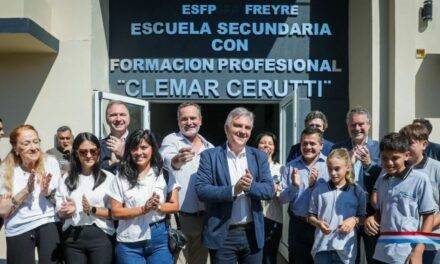 Freyre: Llaryora inauguró la primera Escuela Secundaria con Formación Profesional en Industrialización de Productos Lácteos del país