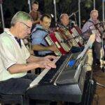 Villa Nueva vivió una noche histórica con el Festival del Acordeón