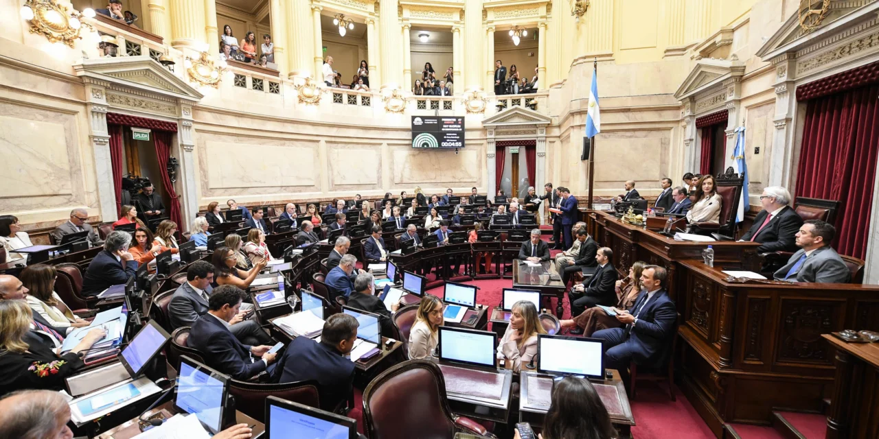 El Gobierno logró la media sanción del Senado a la reforma laboral: los tres cordobeses votaron a favor