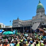 Reforma laboral: para este miércoles, gremios de transporte llamaron a un cese de tareas y ATE a un paro