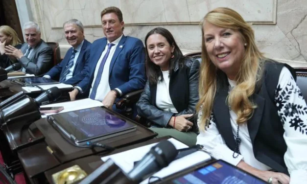 Córdoba aportó doce votos positivos, tres negativos y tres ausentes a la reforma laboral en Diputados