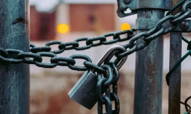 Datos que preocupan: unas 22.000 empresas cerraron en dos años de gobierno de Milei