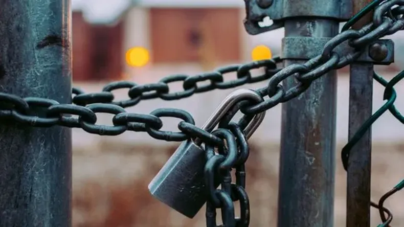 Datos que preocupan: unas 22.000 empresas cerraron en dos años de gobierno de Milei