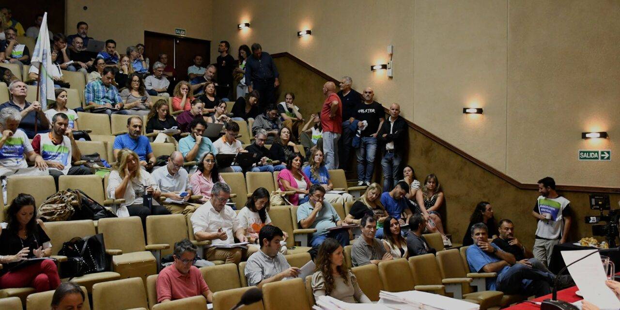 El Consejo Superior aprobó la declaración de emergencia salarial, presupuestaria y de becas estudiantiles en el ámbito de la UNRC