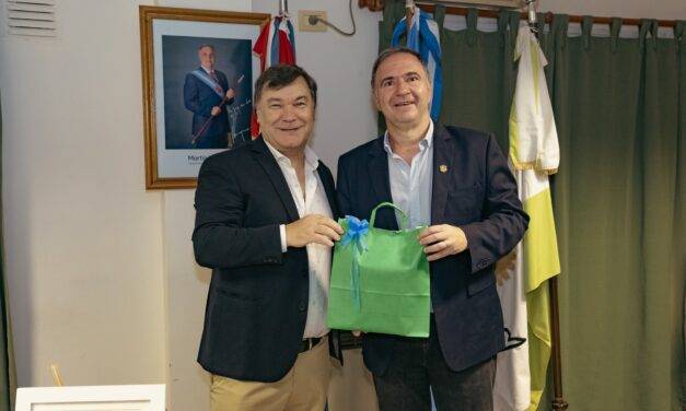 El Ministro de Educación Horacio Ferreyra visitó Adelia María