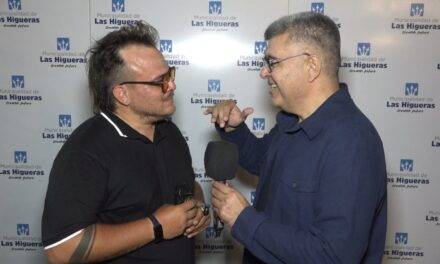Andrés Clerc brilló en el escenario de “Tardecitas Musicales” en Las Higueras