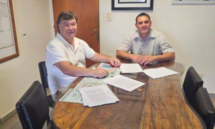 Adelia María: firma de convenio para el dictado de Licencias Nacionales de Conducir