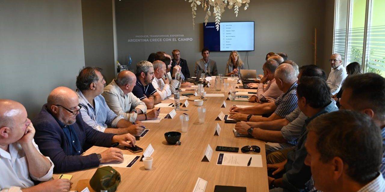 El SENASA reunió a la Mesa Consultiva Roja para analizar la agenda sanitaria y su avance