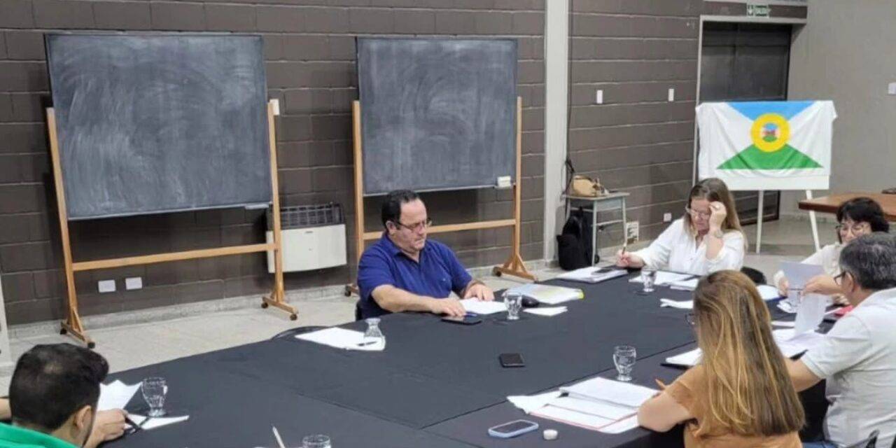 Coronel Moldes: el Concejo Deliberante trató proyectos y recibió reclamos de vecinos