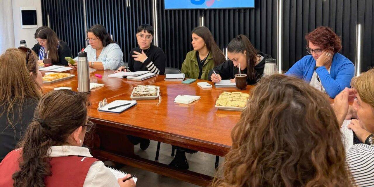 Villa Huidobro: Reunión de la CLE