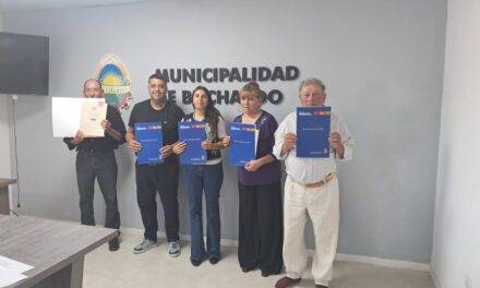 Cuatro familias de Buchardo recibieron sus escrituras tras años de espera