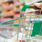 Escaneás un producto y te dice dónde comprar más barato: la app argentina que es récord en descargas