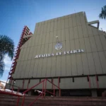 De Loredo planteó subir la edad jubilatoria de los policías y Llaryora lo desechó de plano