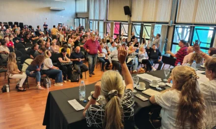 La UEPC rechazó la oferta salarial de la Provincia y anunció un paro de 24 horas para el 11 de marzo