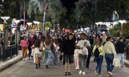 Villa Carlos Paz: Fin de semana largo con gran movimiento turístico