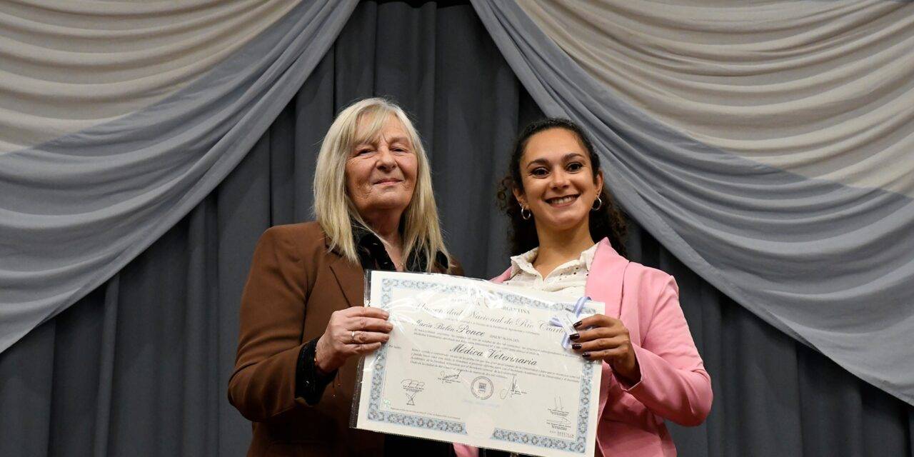 Recibieron diplomas 114 profesionales en la 317ª colación de la UNRC