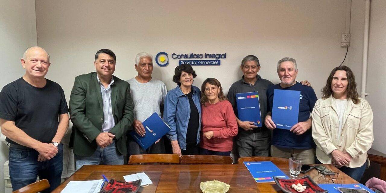 Huinca Renancó entregó escrituras y avanza en la regularización dominial de viviendas