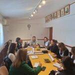 Ucacha fortalece el trabajo educativo y sumará cámaras de seguridad en escuelas rurales