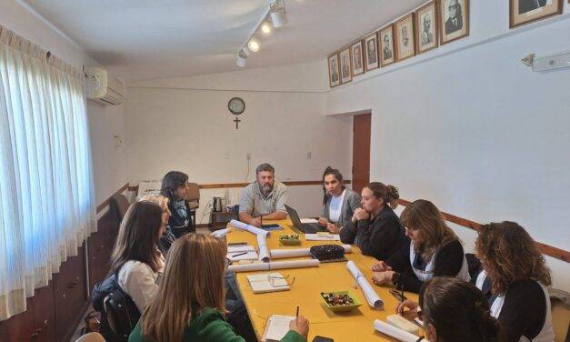 Ucacha fortalece el trabajo educativo y sumará cámaras de seguridad en escuelas rurales