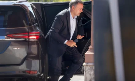 En medio del escándalo de Adorni, el Gobierno extiende el plazo para presentar las declaraciones juradas