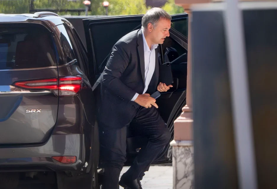 En medio del escándalo de Adorni, el Gobierno extiende el plazo para presentar las declaraciones juradas