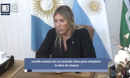 Levalle avanza con un acuerdo clave para completar la obra de cloacas