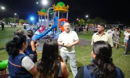 Villa María: se inauguró una nueva plaza de juegos en barrio parque norte