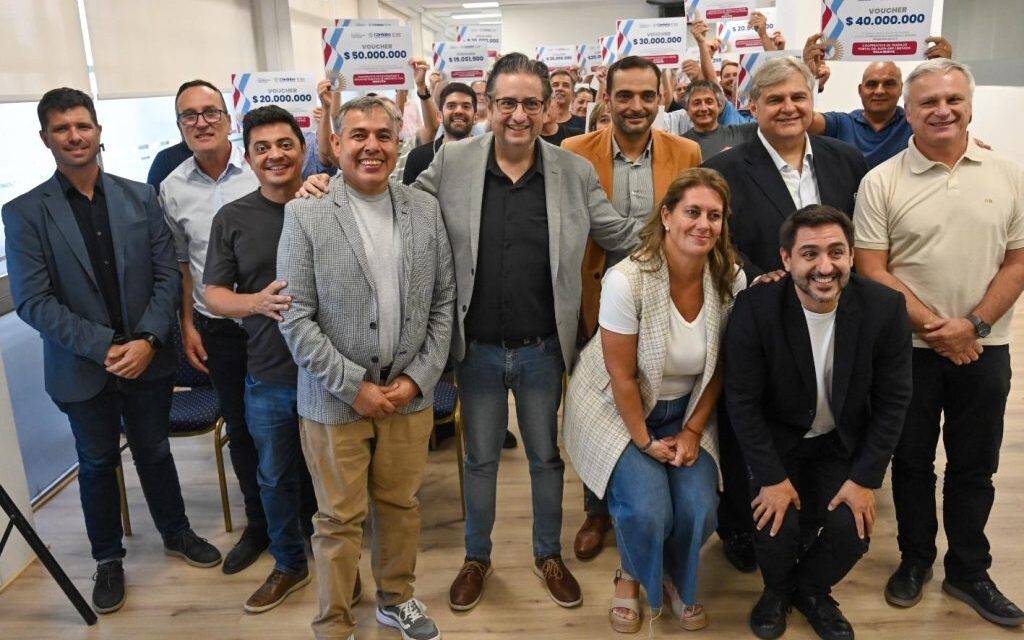 La Provincia entregó aportes por $485 millones para fortalecer entidades de la economía social