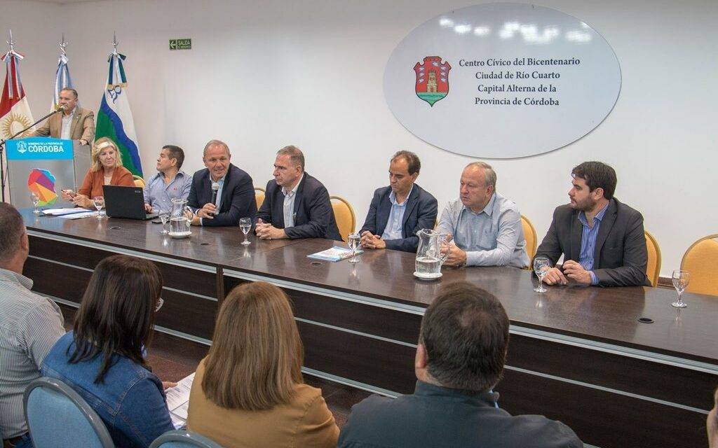 Educación: El ministro Ferreyra se reunió con la Comunidad Regional Río Cuarto