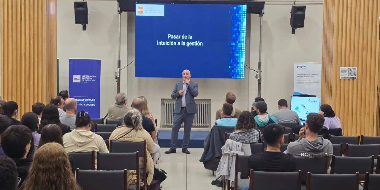 Río Cuarto: La Escuela de Negocios continúa fortaleciendo la formación empresarial