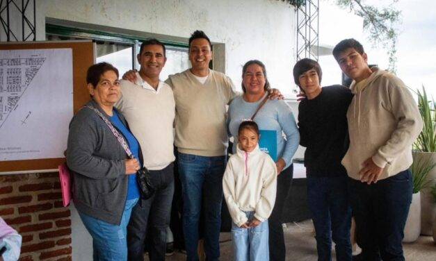 Holmberg: 60 familias recibieron la posesión de lotes en “Aires de Catalina”