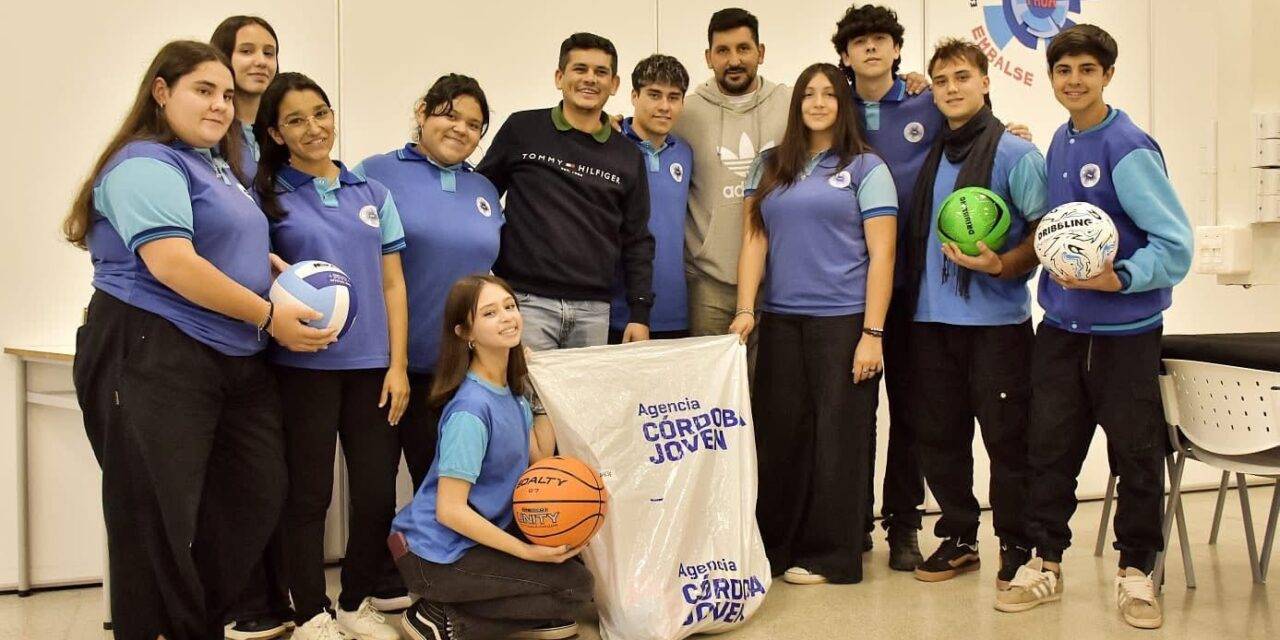 Embalse entregó materiales deportivos a escuelas secundarias y refuerza su apuesta por la educación y la inclusión