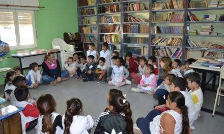 La Cautiva celebró el Día del Libro con una jornada cultural en la biblioteca popular