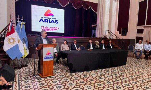 Llaryora recorrió el departamento Marcos Juárez y anunció aportes para obras e instituciones