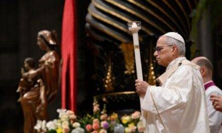 Papa León XIV: Jesús ha resucitado, demos vida a un mundo nuevo, de paz y unidad