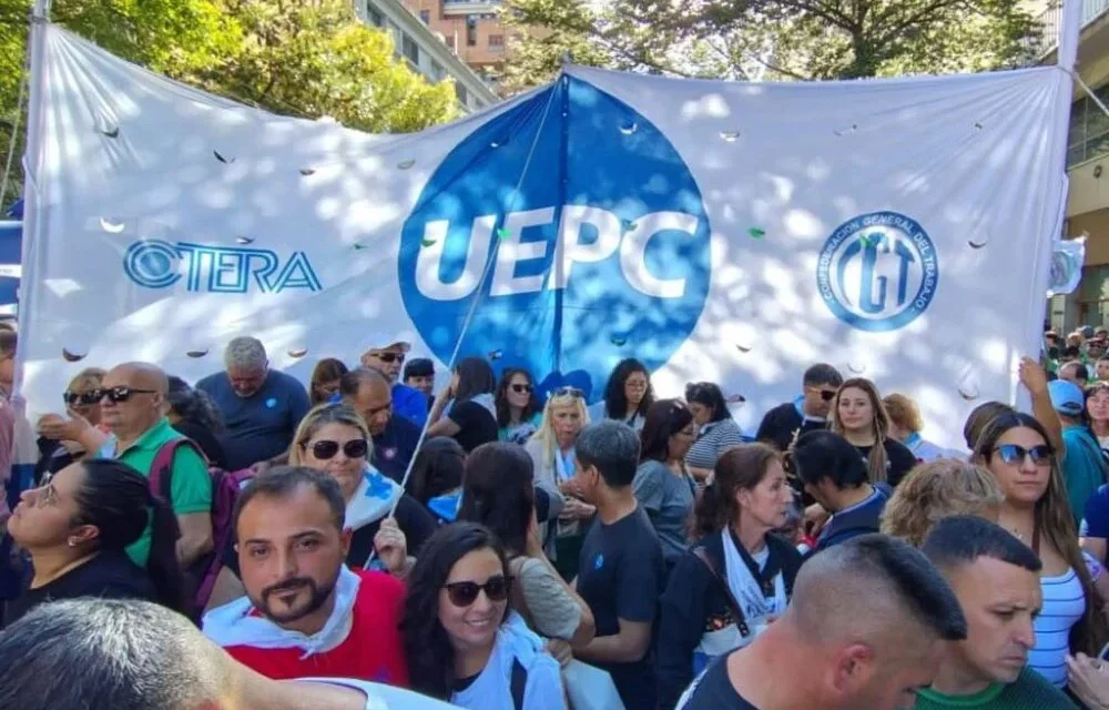La Provincia le presentó una cuarta propuesta salarial a UEPC, con un aumento anual mínimo garantizado del 40%