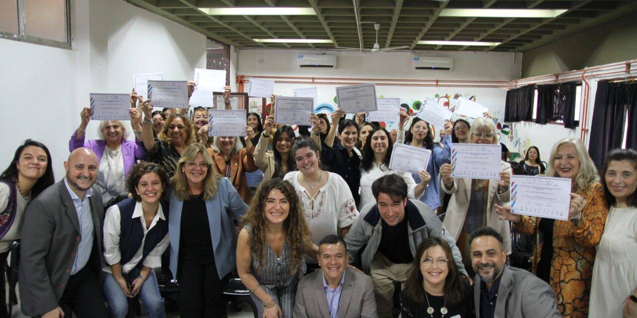 Río Tercero: la UPC entregó diplomas de la Diplomatura en Género a 79 egresadas de la región