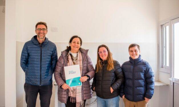 Vicuña Mackenna concretó una nueva entrega de viviendas del programa PROMAVI