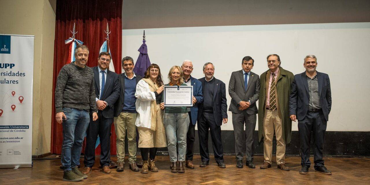 Adelia María: la Universidad Popular recibió un reconocimiento de la UNC