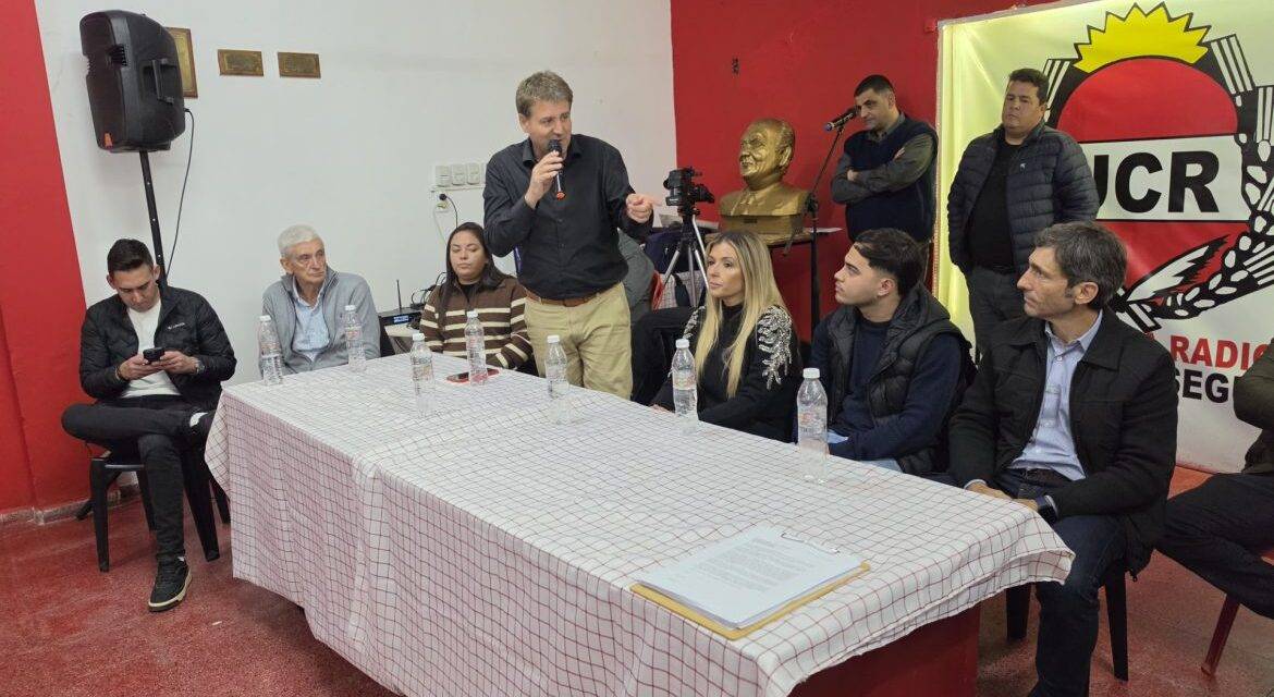 Gvozdenovich se reunió con intendentes del departamento Río Segundo