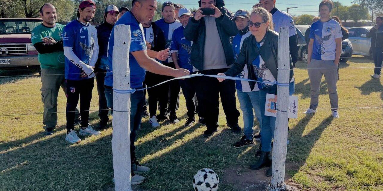 Del Campillo inauguró la cancha de fútbol “Las Águilas”