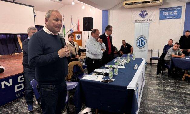 La CGT encabezó un encuentro de trabajadores y debatió la modernización laboral
