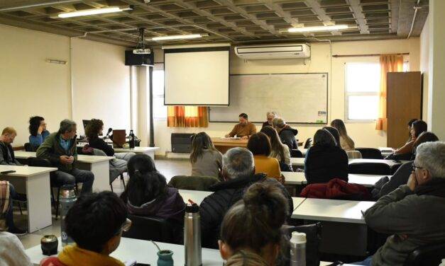 Docentes de la UNRC impulsan un paro por tiempo indeterminado